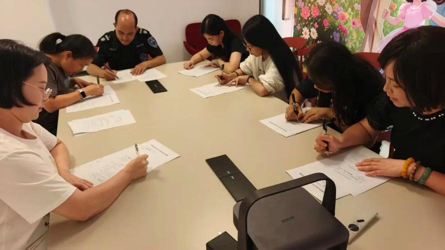 阳东区民政局婚姻登记处组织开展安全生产专题培训 筑牢婚姻服务安全防线